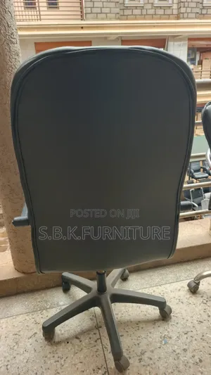 Executive Office Chair