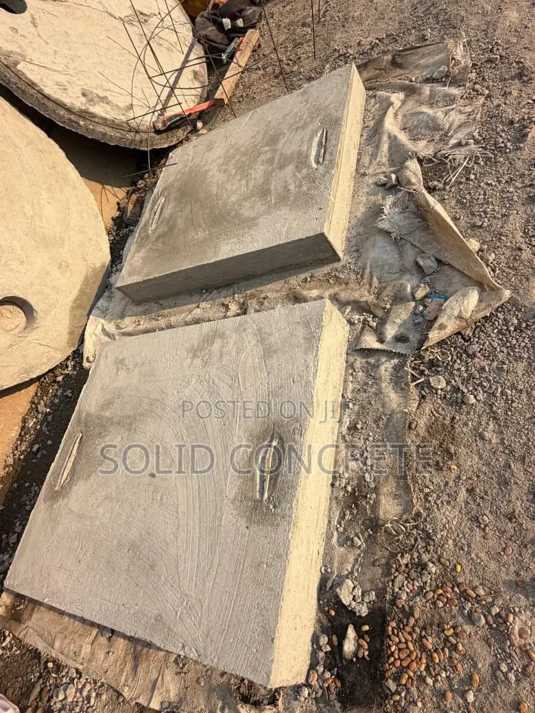 Walkway Slabs /Manhole Covers