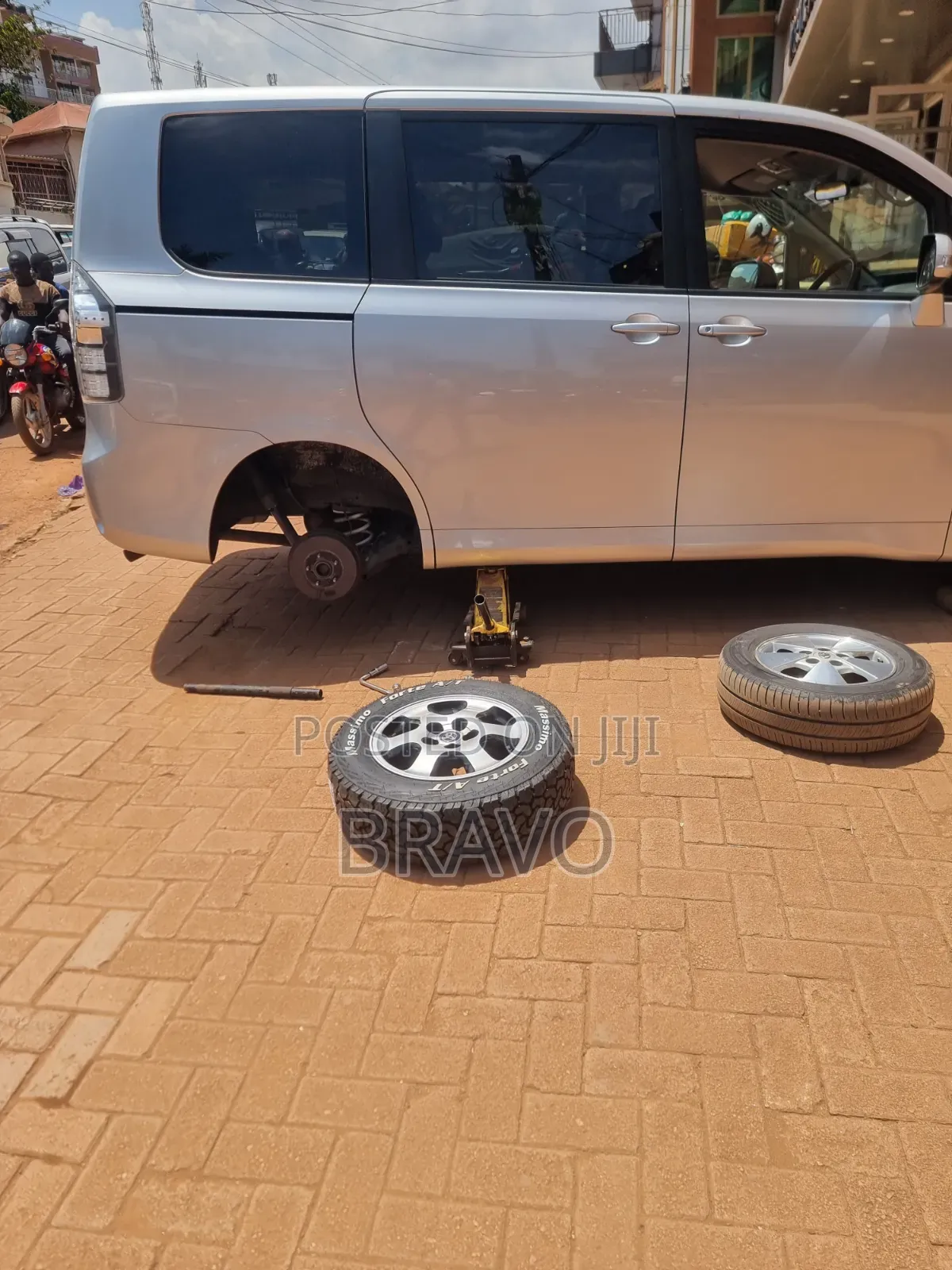 Rims Szie 16 Japan for Noah Valve Matic