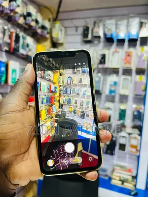 Apple iPhone 11 128 GB Yellow