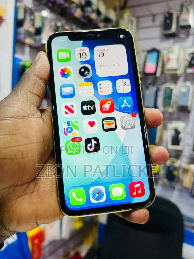 Apple iPhone 11 128 GB Yellow