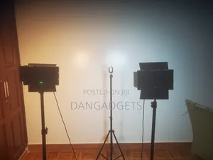 LED Lights (2) + Tripod Stand