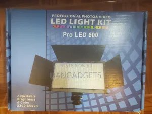 LED Lights (2) + Tripod Stand