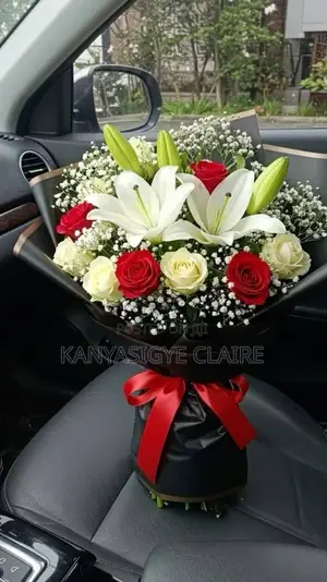 Fresh Lilly Bouquet in Kampala