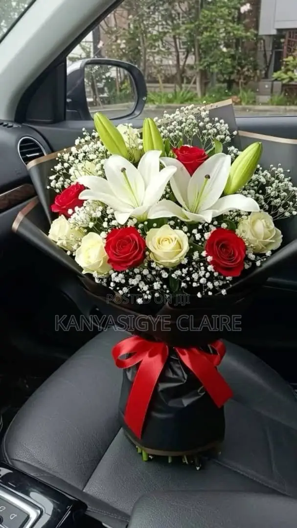 Fresh Lilly Bouquet in Kampala