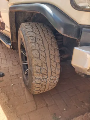 285/70r17 Bf Goodrich for Land Cruiser FJ