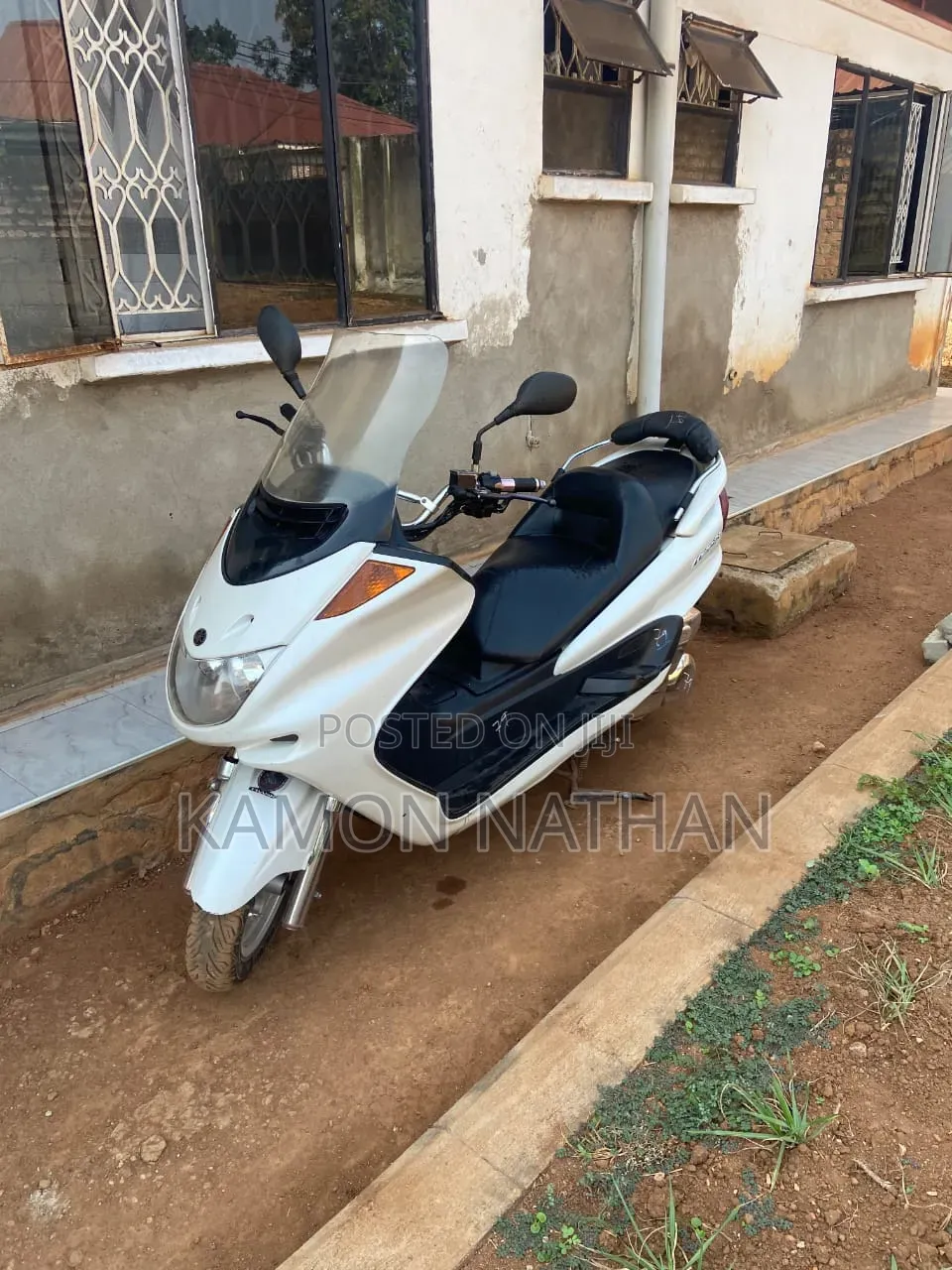 Yamaha Majesty 2020 White
