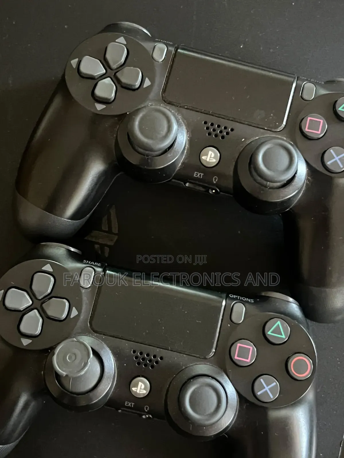Play Station 4 Slim