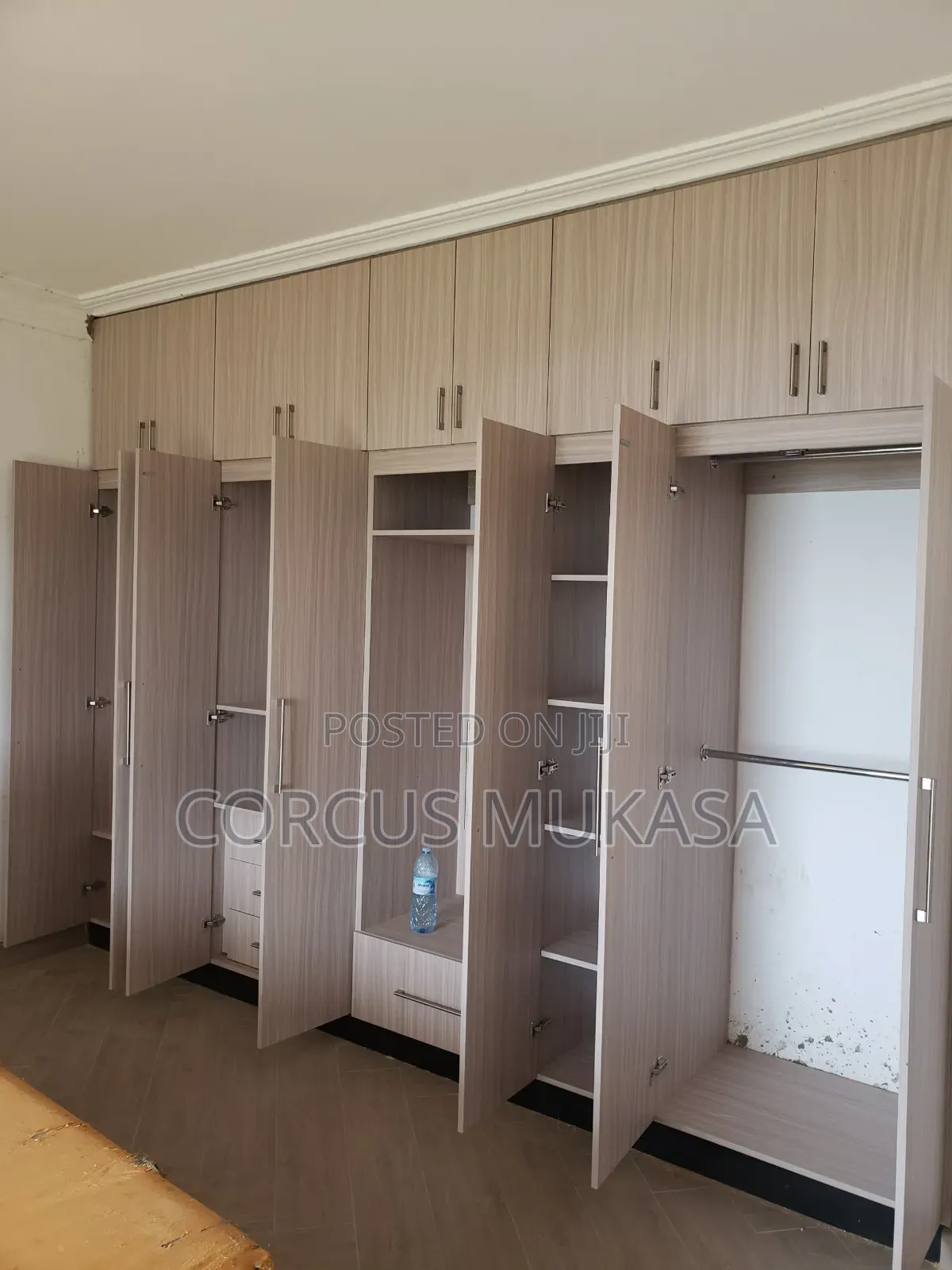 PVC/Plastic Wardrobe