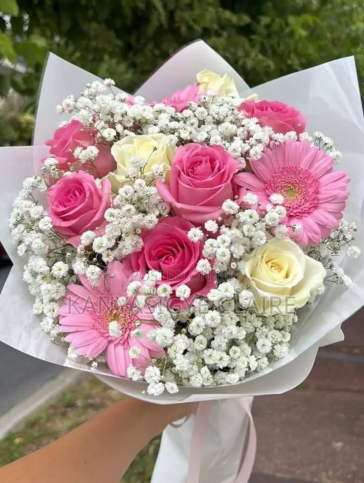 Surprise Fresh Flowers Bouquet for Lover