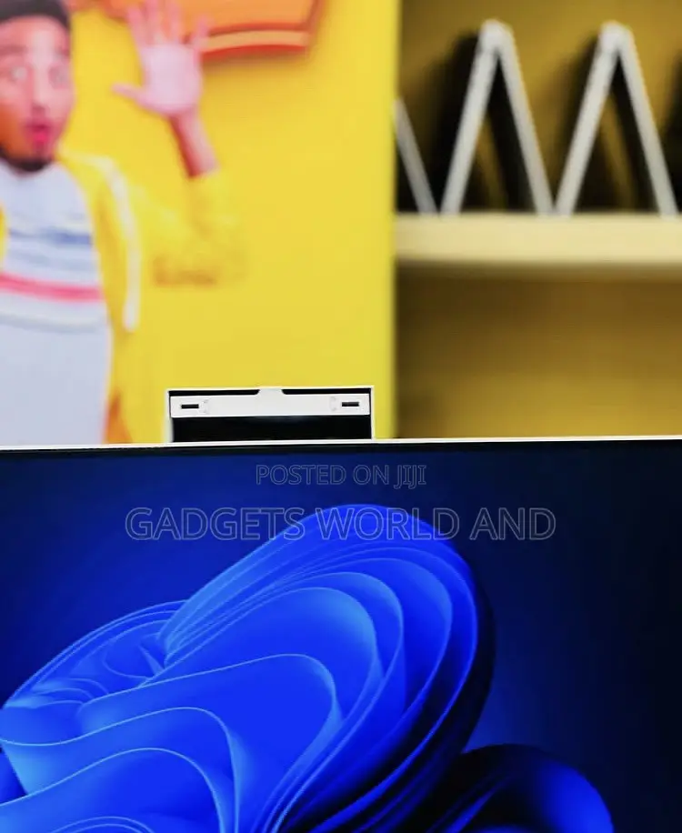 New Desktop Computer HP AiO 24 8GB Intel Core i5 SSD 512GB