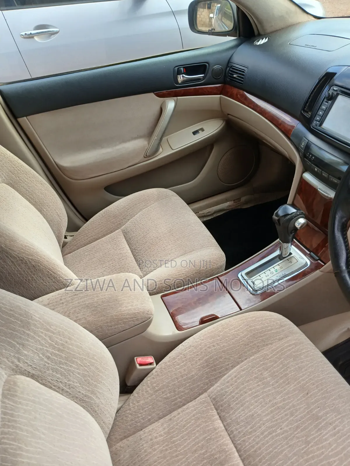 Toyota Premio 1.8 AWD 2007 Silver