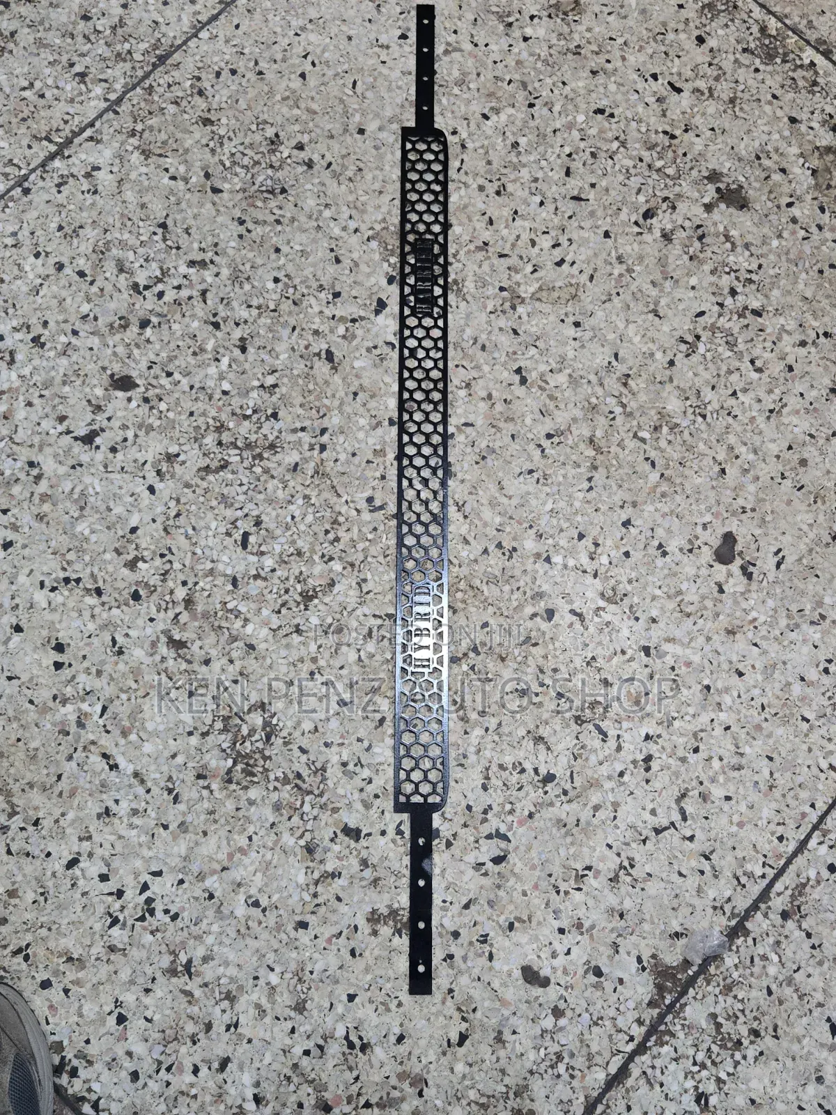 Harrier Hybrid 2013 - 2016 Grill Securing Metallic Mesh