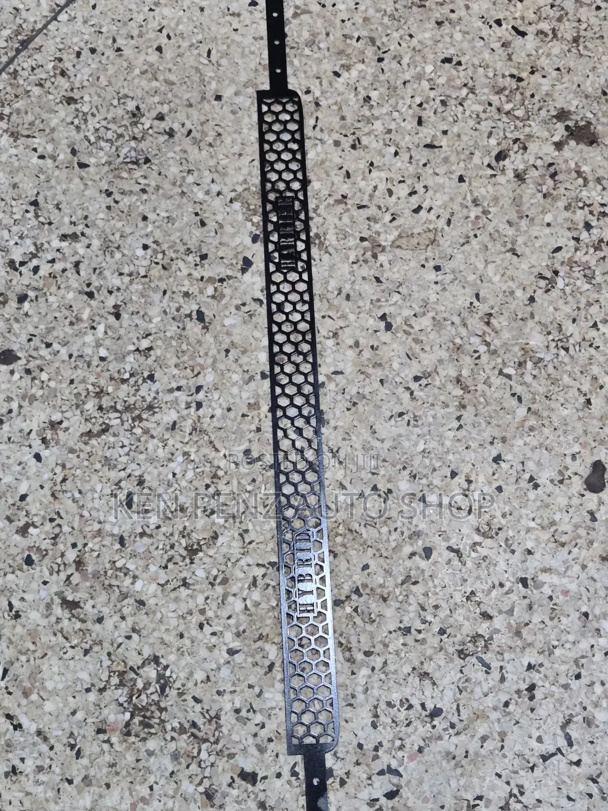 Harrier Hybrid 2013 - 2016 Grill Securing Metallic Mesh