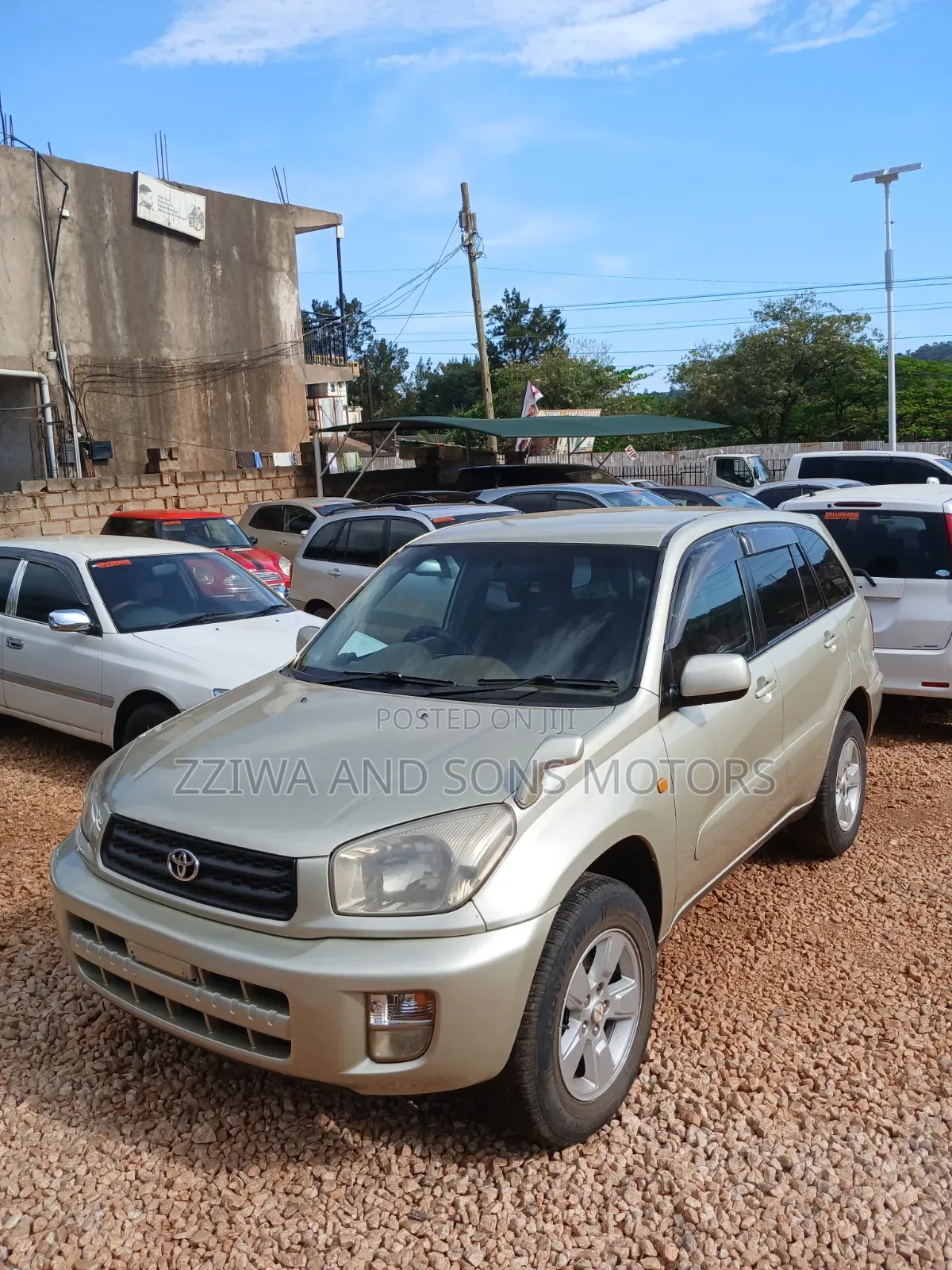 Toyota RAV4 Automatic 2003 Gold