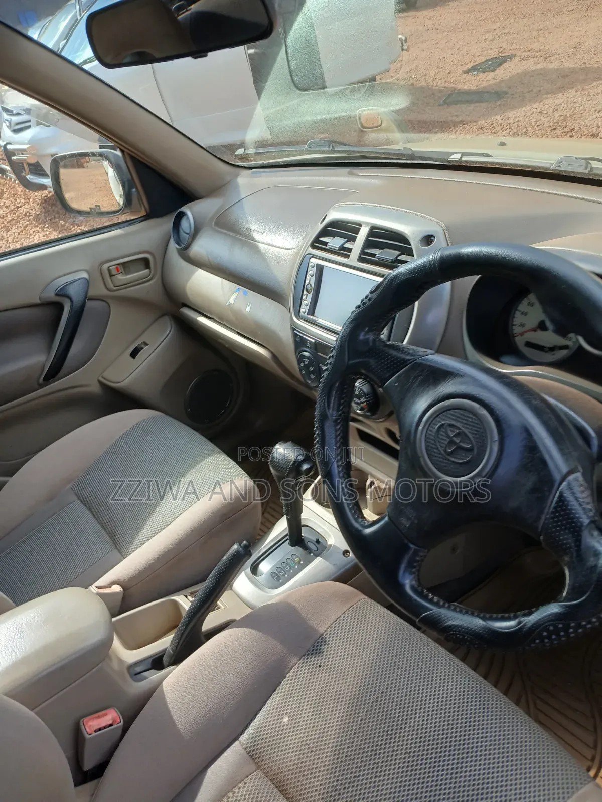 Toyota RAV4 Automatic 2003 Gold