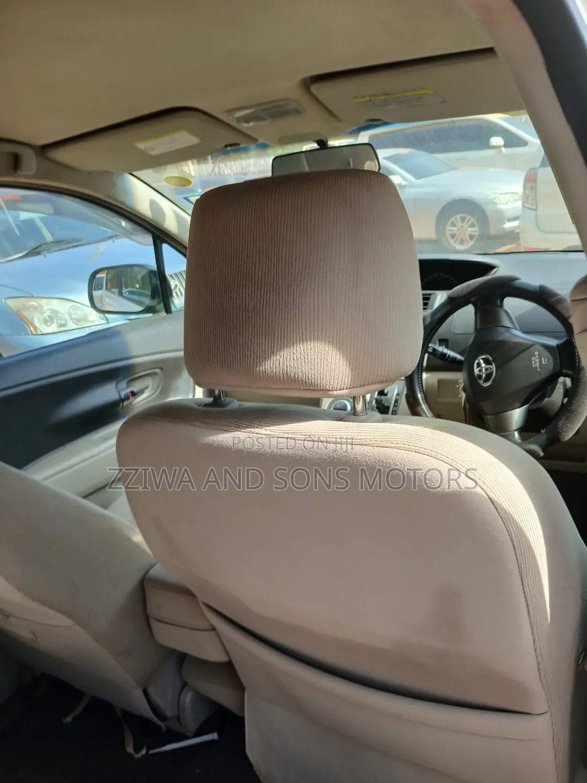 Toyota Passo Sette 1.5 AWD 2009 White