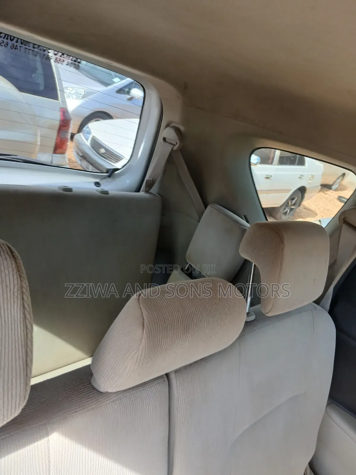 Toyota Passo Sette 1.5 AWD 2009 White