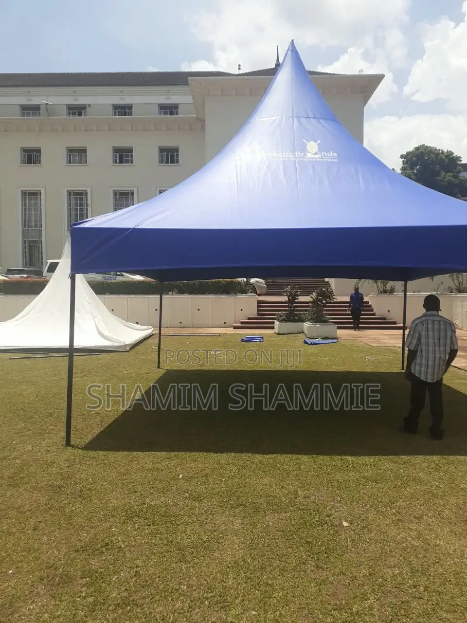 50 Seater Branded