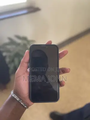 Apple iPhone 11 64 GB Black