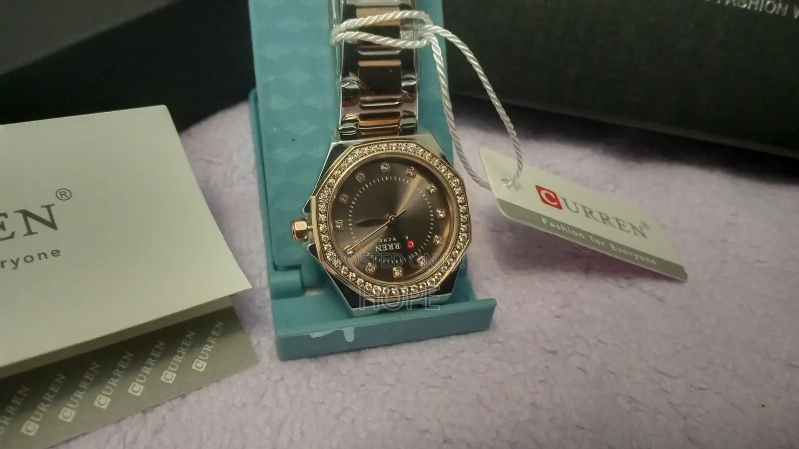 CURREN Ladies Watch - Diamond Bezel