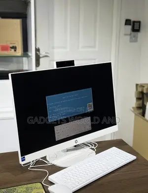 New Desktop Computer HP AiO 27 8GB Intel Core Ultra 7 SSD 512GB