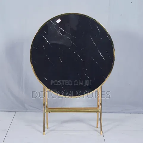 Black Marble-Patterned Round Table