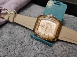 Classy and Cute Watch for Ladies