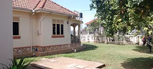 3bdrm Bungalow in Nalugala Estate, Katabi for sale