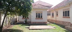 3bdrm Bungalow in Nalugala Estate, Katabi for sale