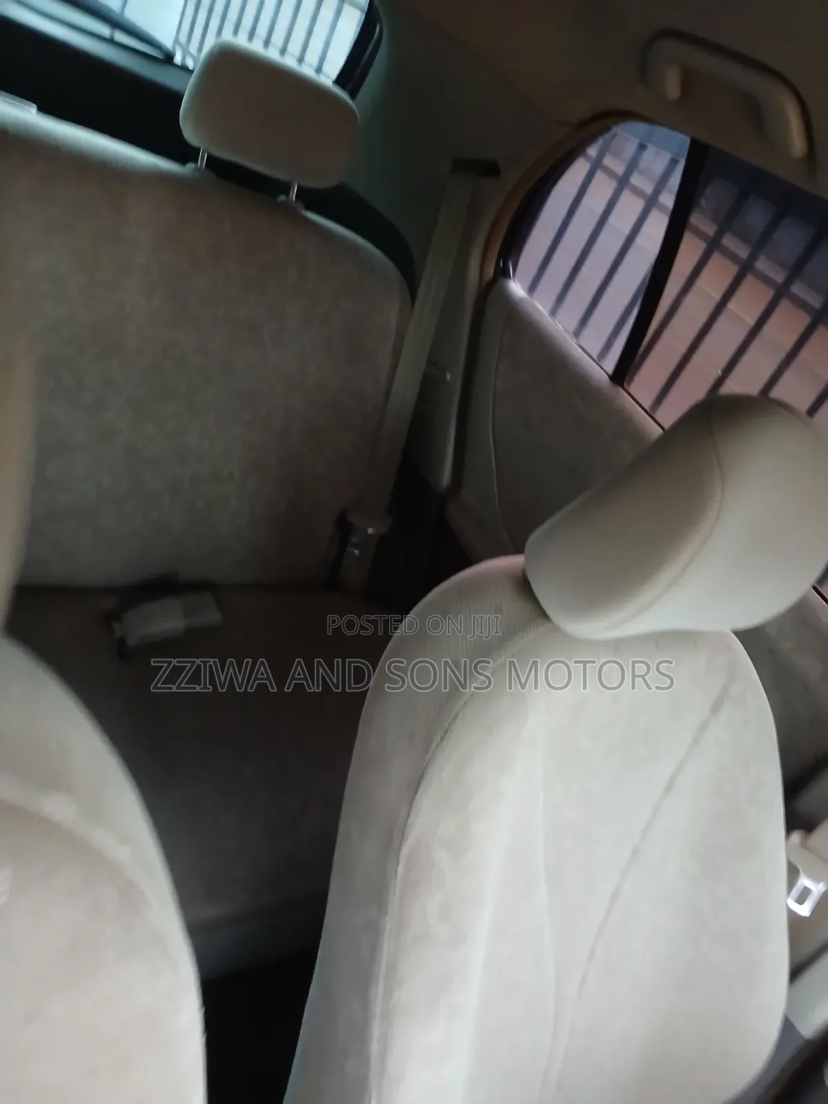 Toyota Vitz 1.3 FWD 5dr 2010 Blue