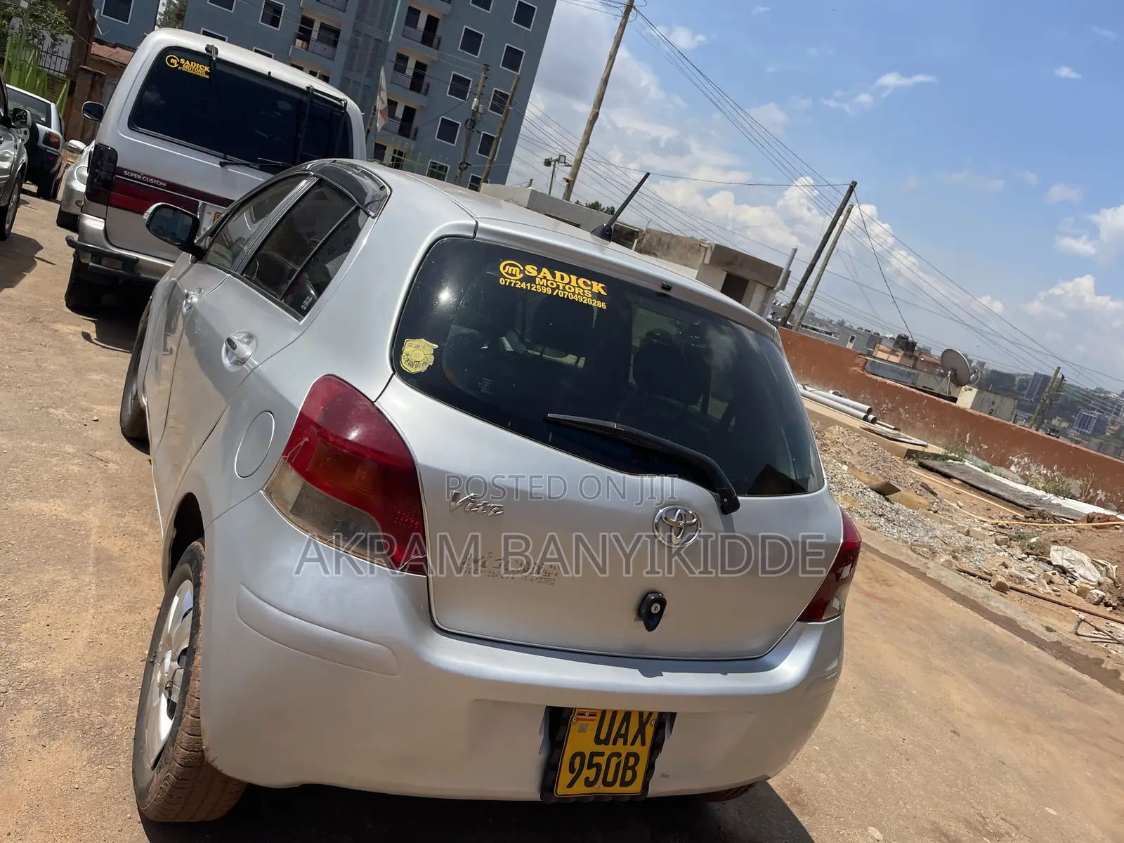 Toyota Vitz 2008 Silver
