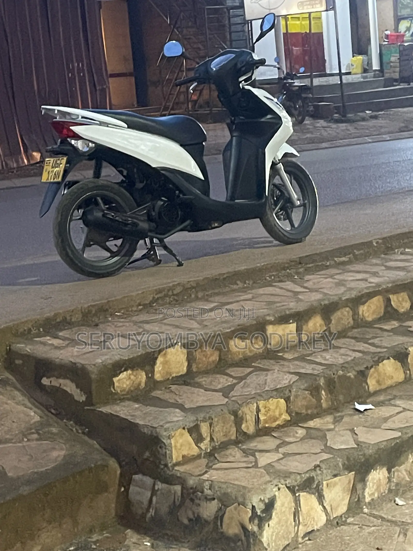 Honda Dio 2010 White