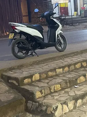 Honda Dio 2010 White