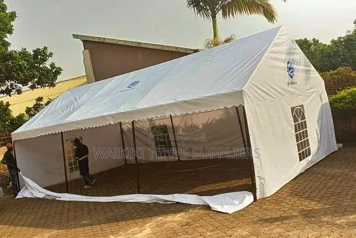 100 Seater Tent
