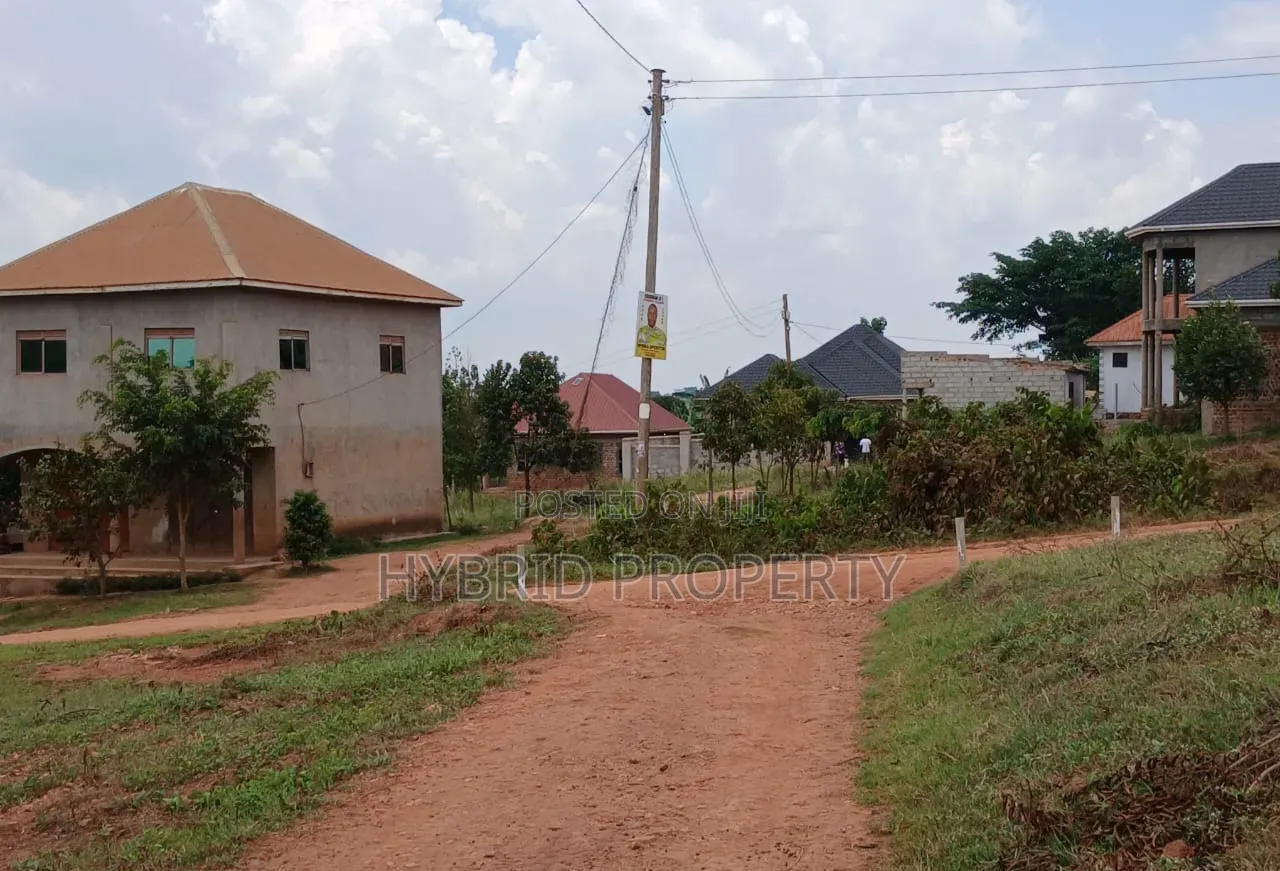 Prime Plots for Sale at Namusera~Kakunyu Wakiso Modern Land Estate X.
