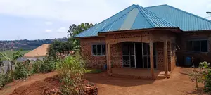 5bdrm House in Wakiso / Wakiso for sale