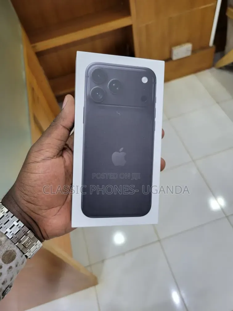 New Apple iPhone 18 Pro Max 256 GB Black