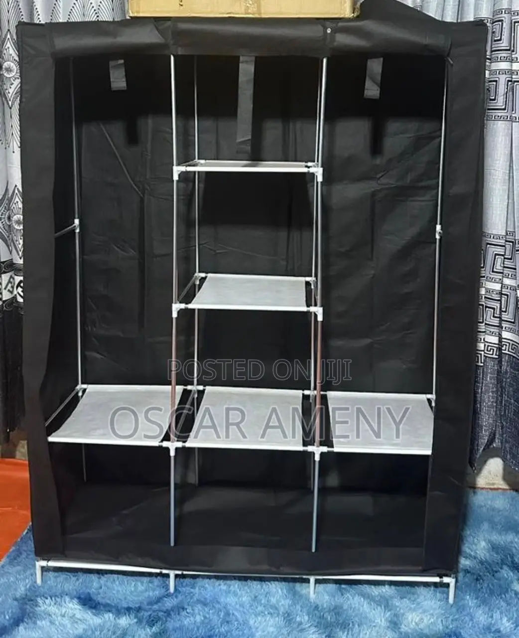 Metallic 3column Closet