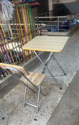 Reading Set Table With 1 Chair