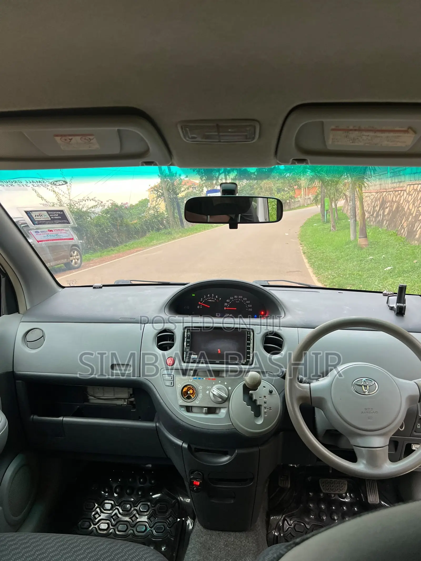 Toyota Sienta 2008 White