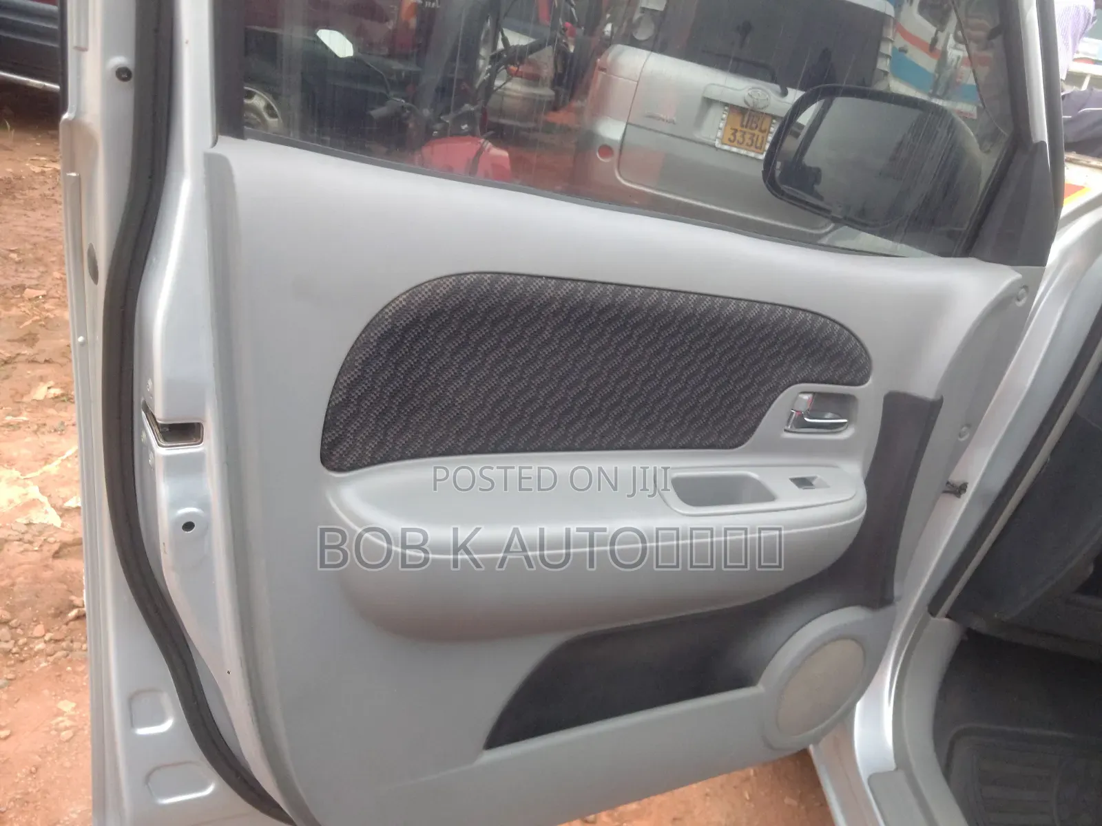 Toyota Sienta 2010 Silver