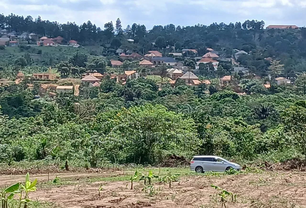 Prime Plots for Sale at Bukalango Kulya Show Land Estate~Hoima Road X