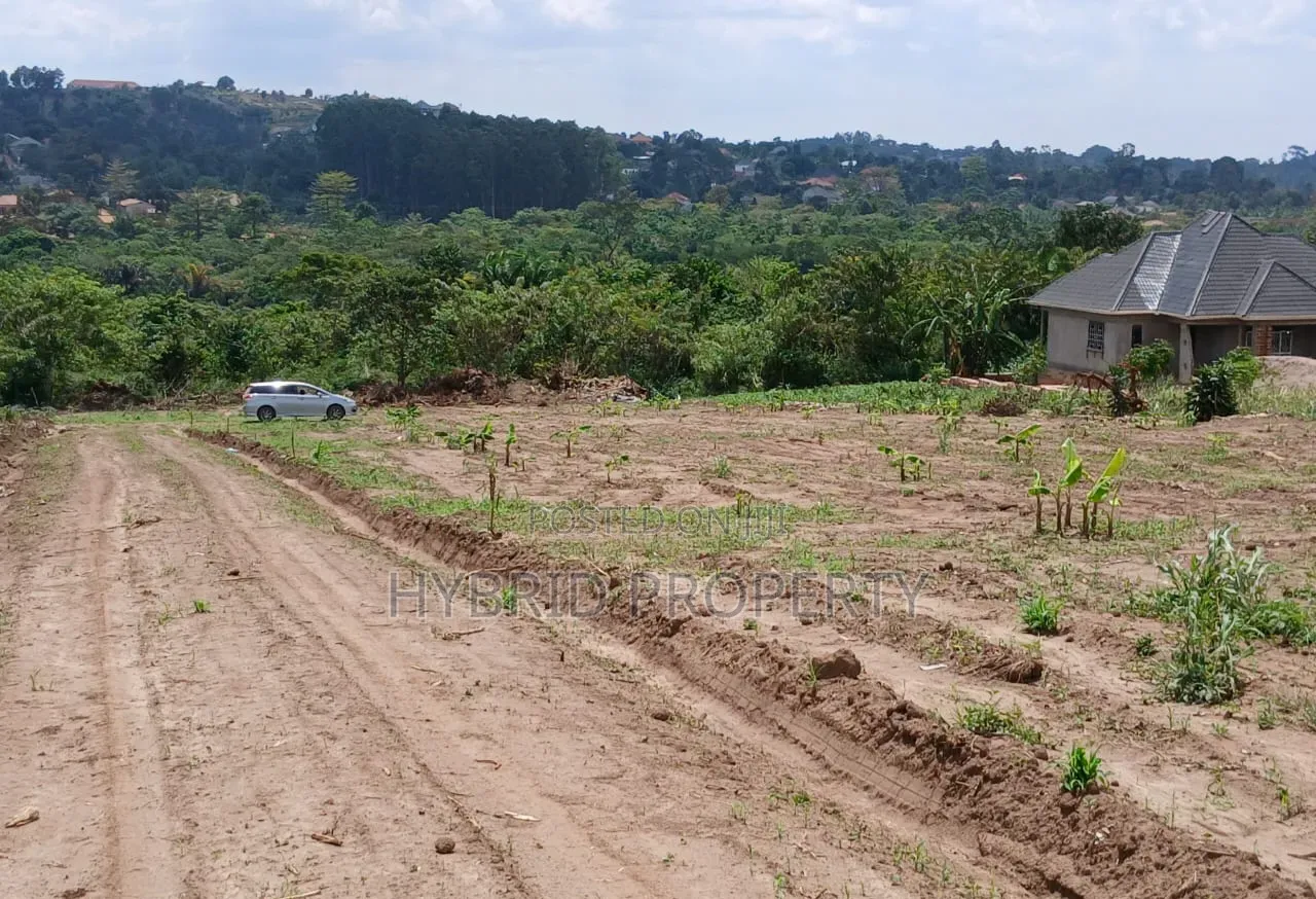 Prime Plots for Sale at Bukalango Kulya Show Land Estate~Hoima Road X