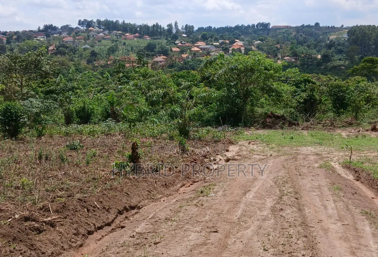 Prime Plots for Sale at Bukalango Kulya Show Land Estate~Hoima Road X