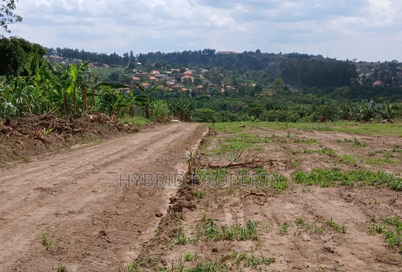 Prime Plots for Sale at Bukalango Kulya Show Land Estate~Hoima Road X
