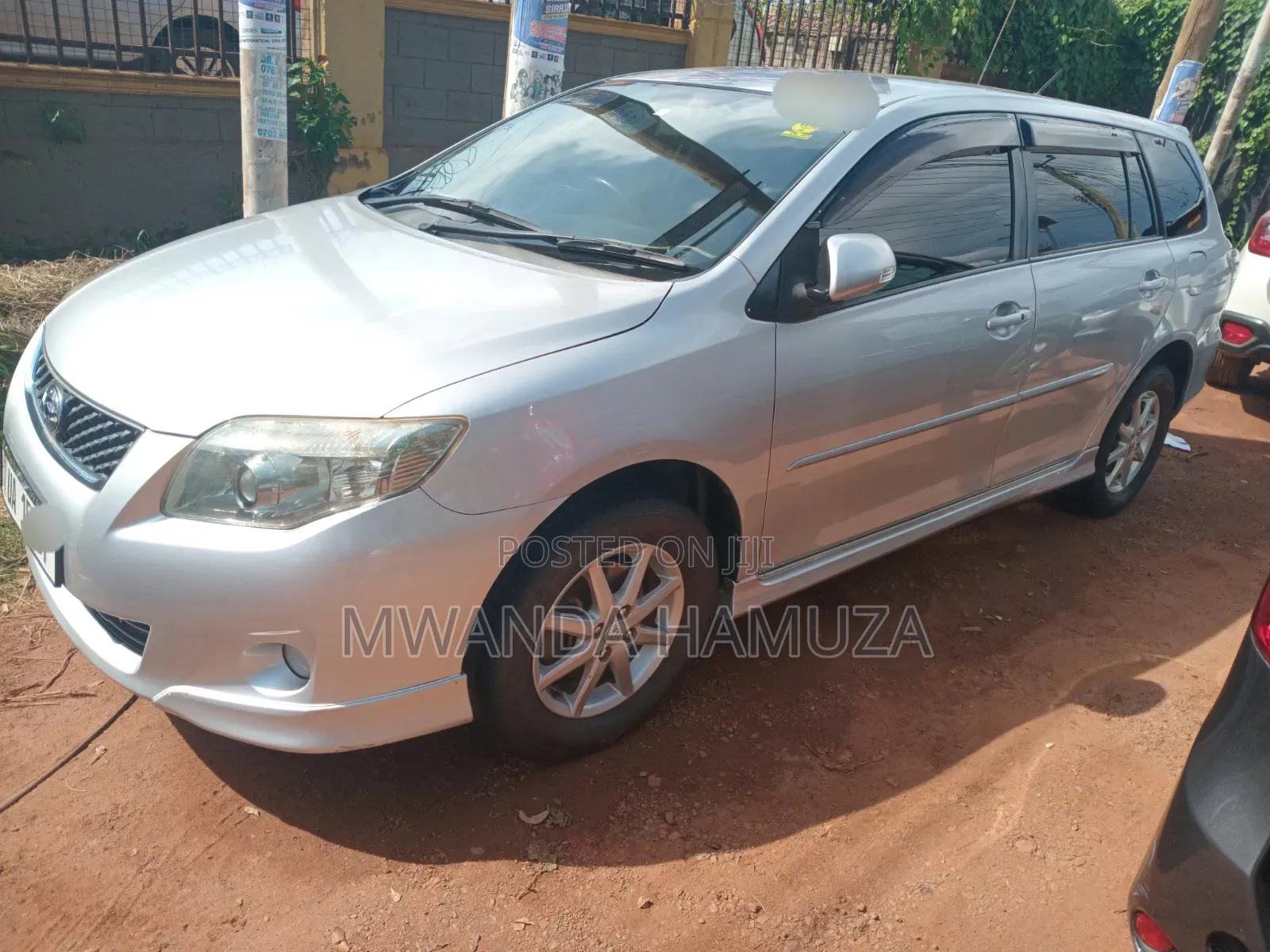 Toyota Corolla Fielder 2010 Silver