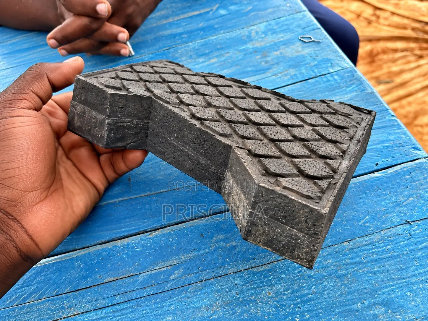 High-Quality, Heavy-Duty Double-T (H Shape) Interlocking Eco Paver