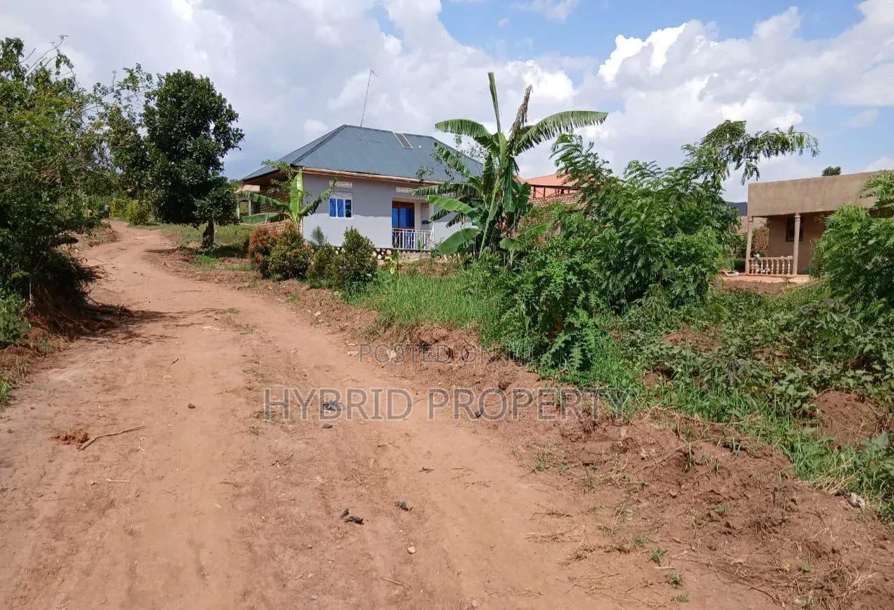 Prime Plots for Sale Nampunge~Kakiri Kulya Show Modern Estate~Hoima Rd