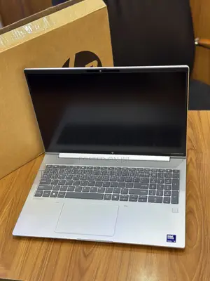 New Laptop HP EliteBook 660 G11 32GB Intel Core Ultra 5 SSD 512GB